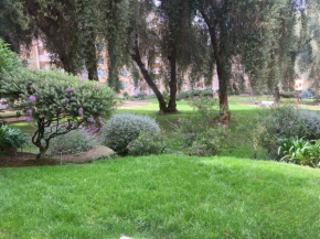 ALOJAMIENTO CON AMPLIAS VISTAS A JARDINES de BAHIA PELICANOS